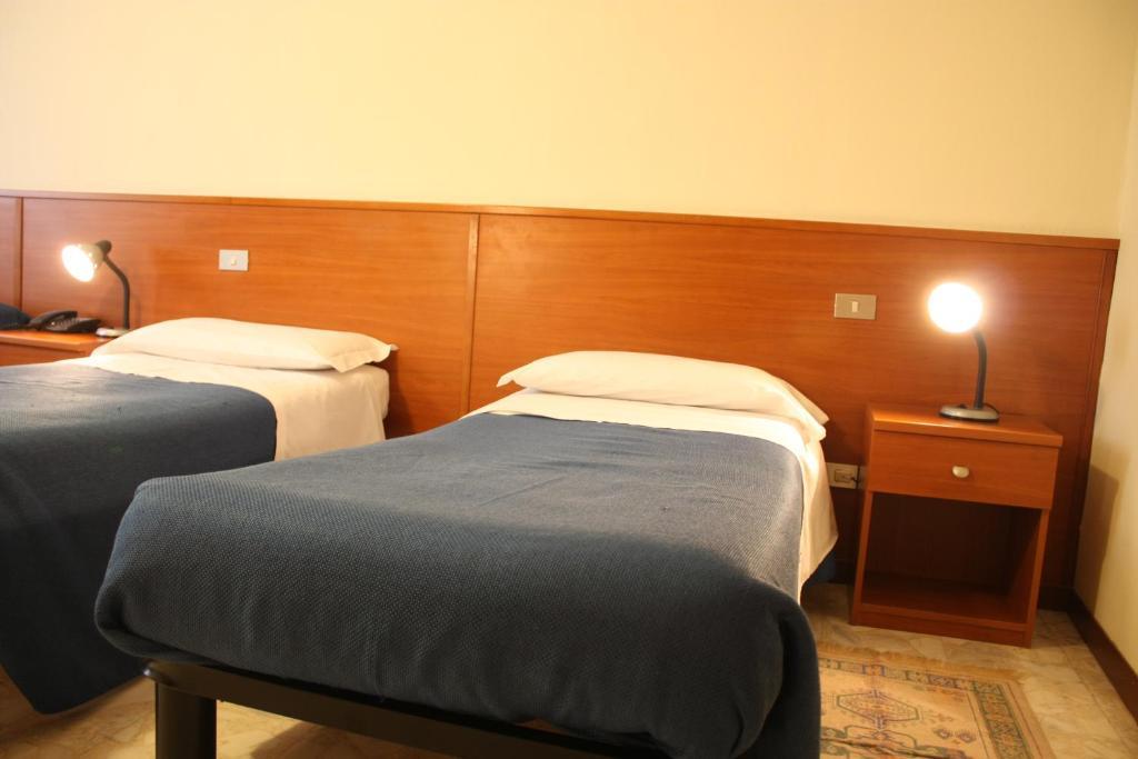 Hotel Gelsomina Milano Cameră foto